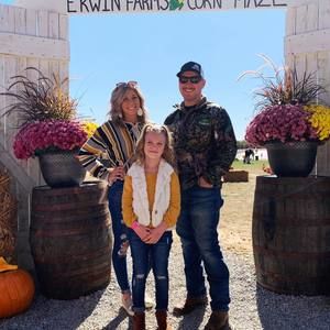 Meet your Posher, Levi